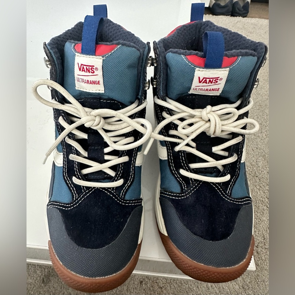 Vans Ultra Range EXO Hi MTE-2 Sneaker Boot size 7 Used only worn a few times.